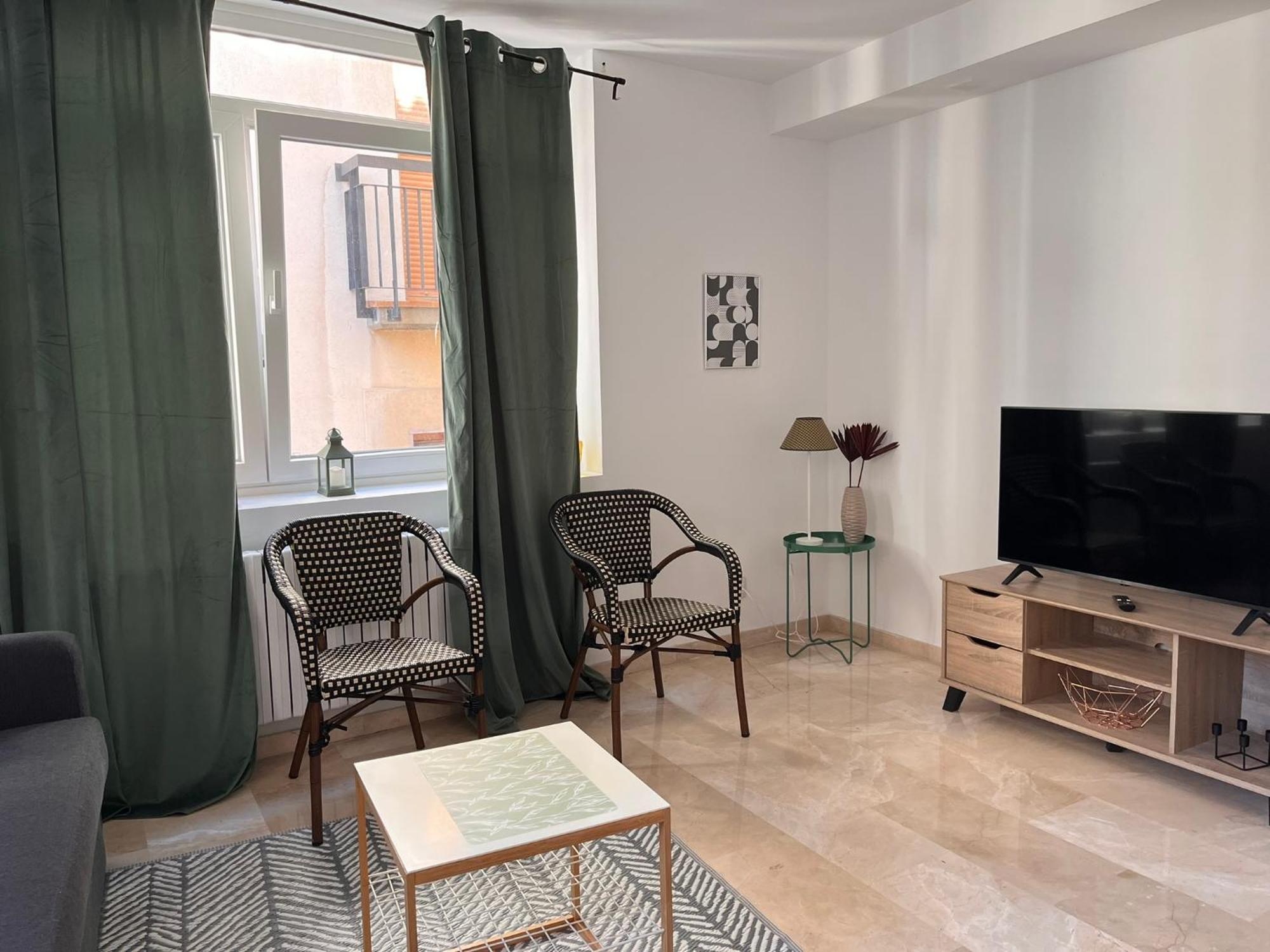 18 Torres Santa Cruz Apartment